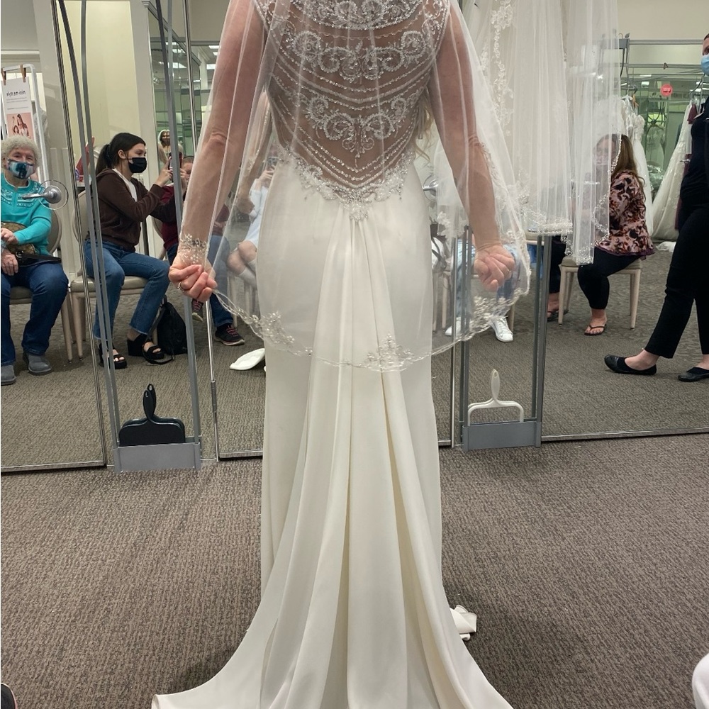 Elegant Wedding Dress with Beading